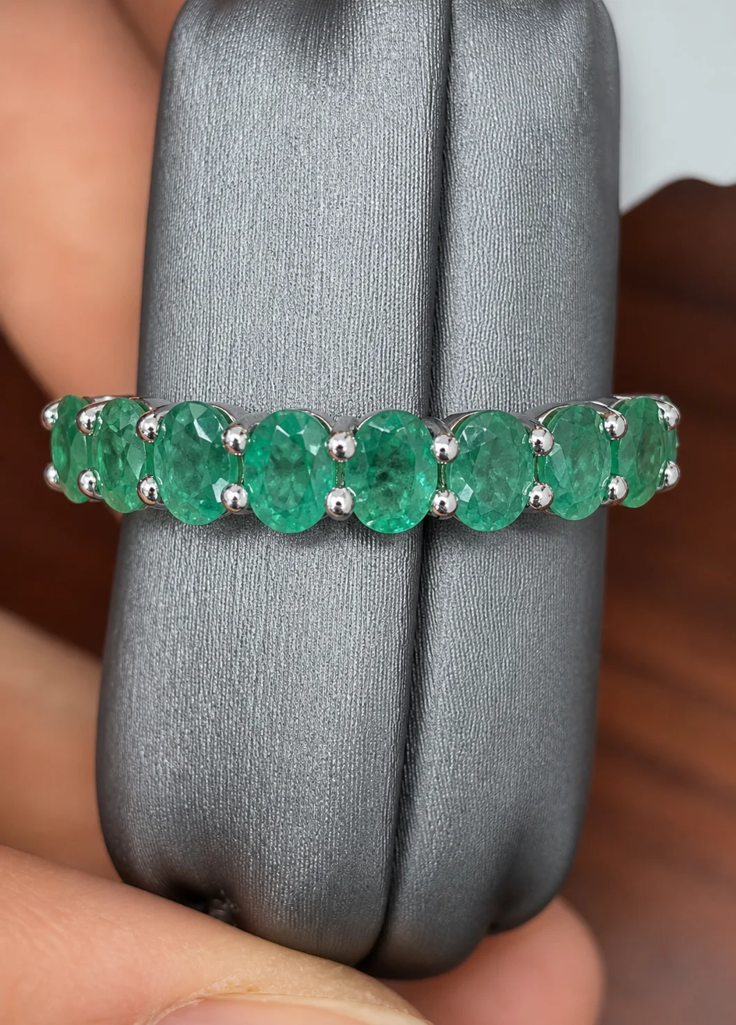 Anillo Churumbela De Esmeralda — foto 1
