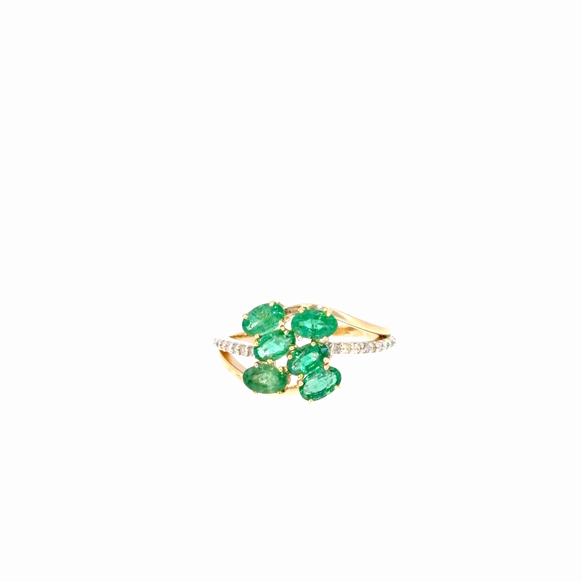 Anillo De Diamante & Esmeralda En Oro Amarillo De 14K