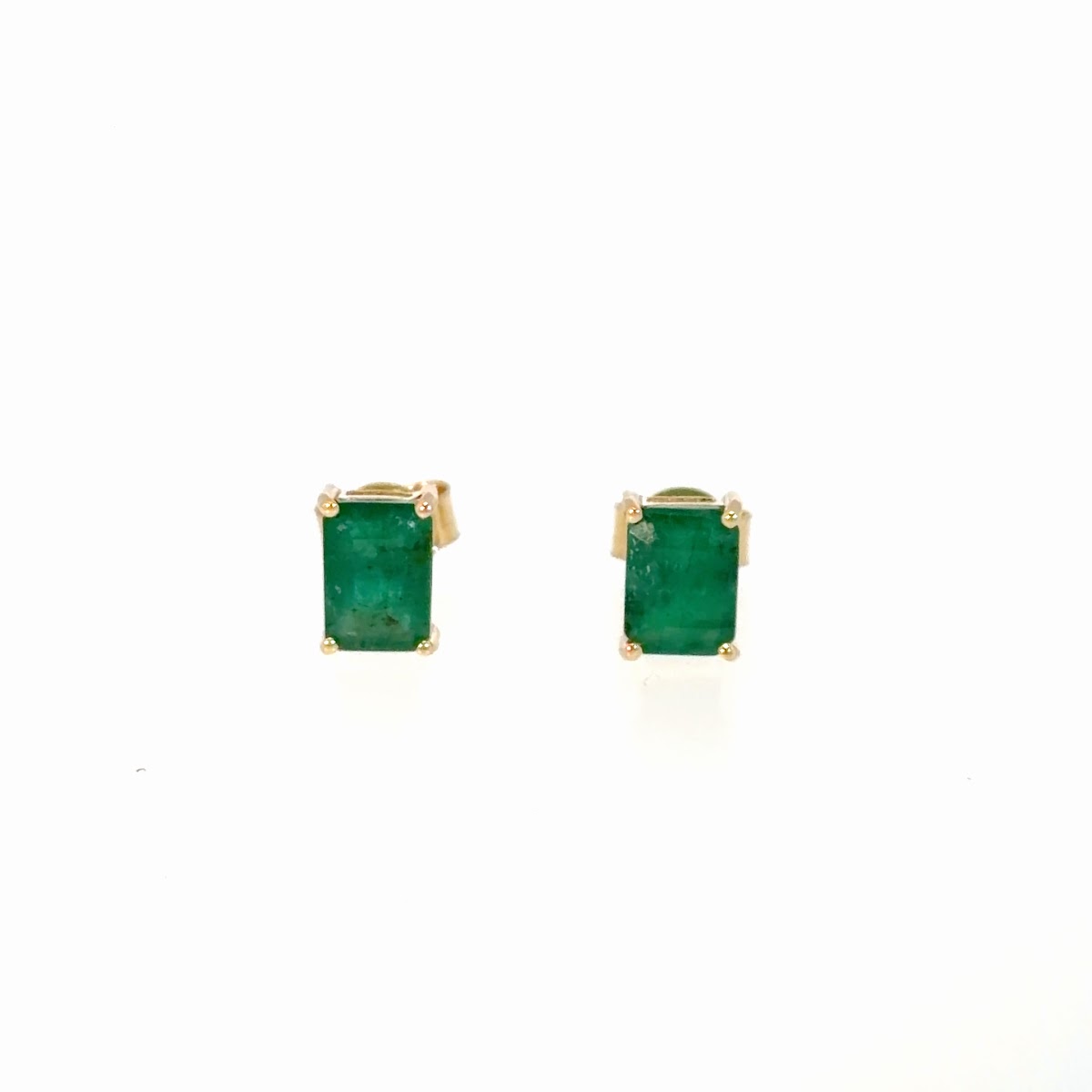 Aretes Solitario de Esmeralda en Oro Amarillo